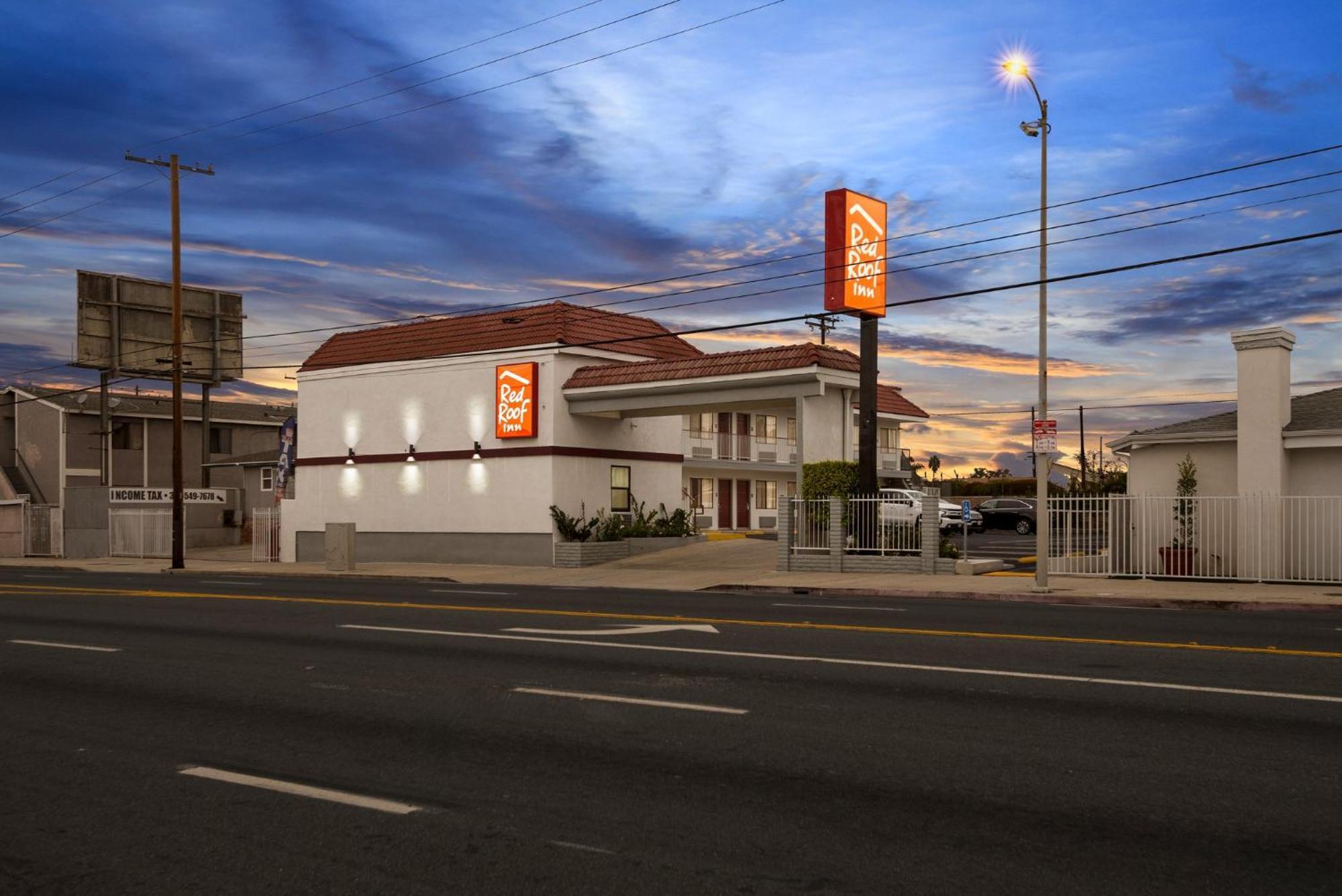 Red Roof Inn Carson - Wilmington, Ca Лос-Анджелес Экстерьер фото