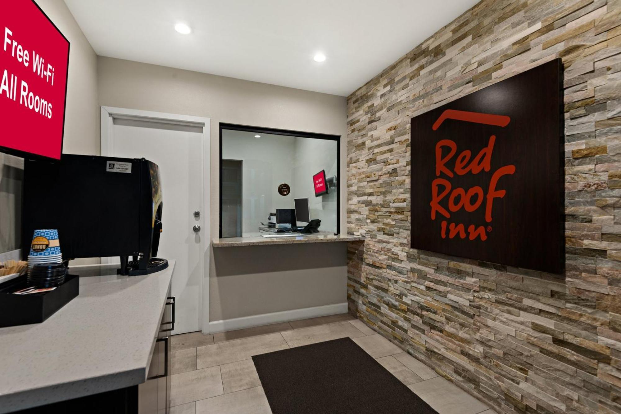 Red Roof Inn Carson - Wilmington, Ca Лос-Анджелес Экстерьер фото